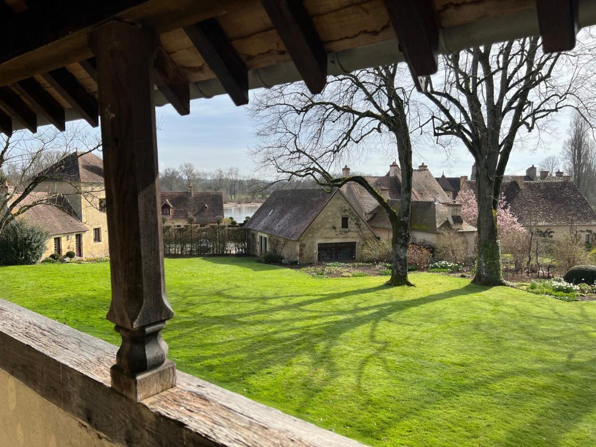 La Maison De La Tour Apremont-sur-Allier Εξωτερικό φωτογραφία