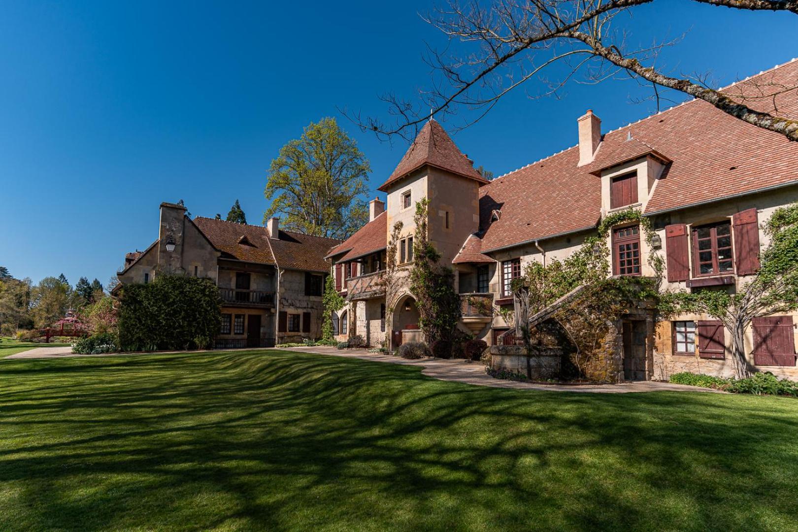 La Maison De La Tour Apremont-sur-Allier Εξωτερικό φωτογραφία